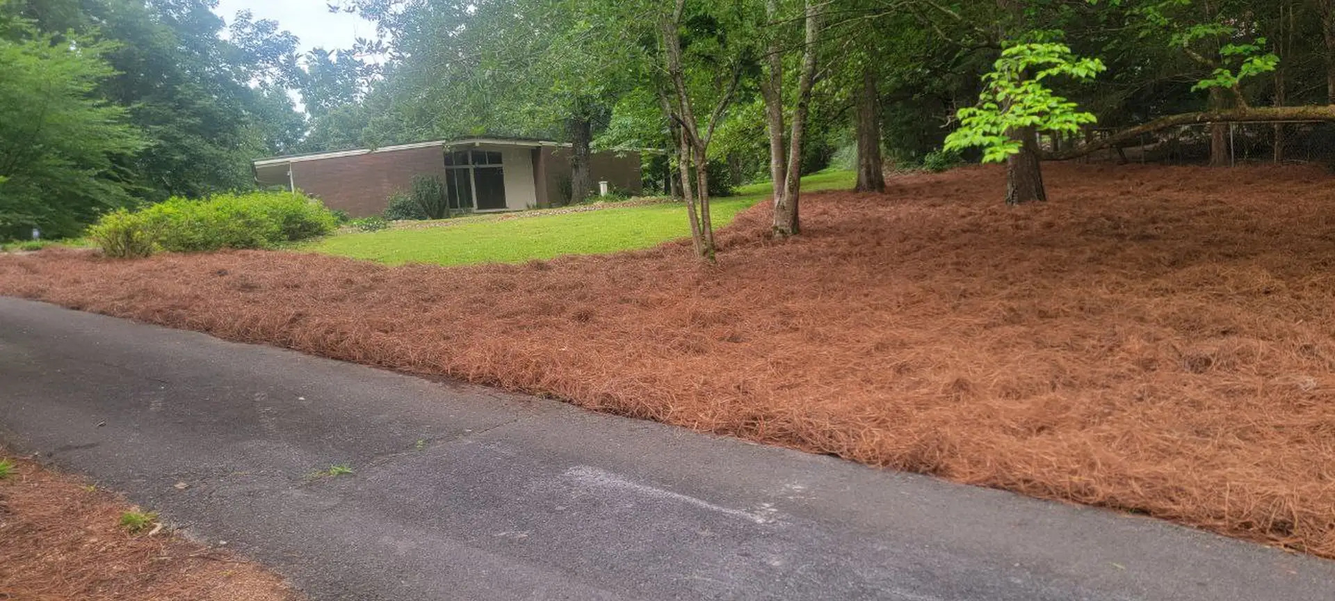 Pine Straw Heroes - Pine Straw & Mulch for Sale Near Me in Birmingham AL_07